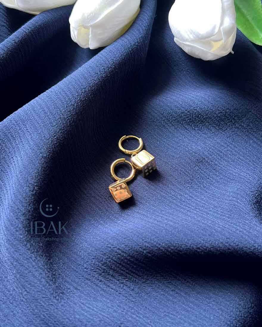 گوشواره تک مربع